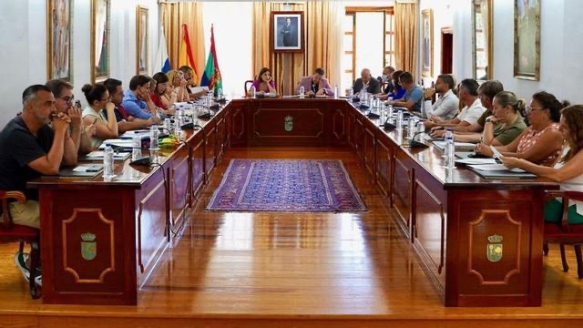 Foto: El PSOE lleva al Pleno las inscripciones anticipadas en una excursión municipal para mayores