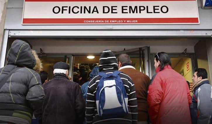 Foto: Canarias suma 1.759 parados en julio y el final del curso vuelve a revelar la fragilidad del empleo