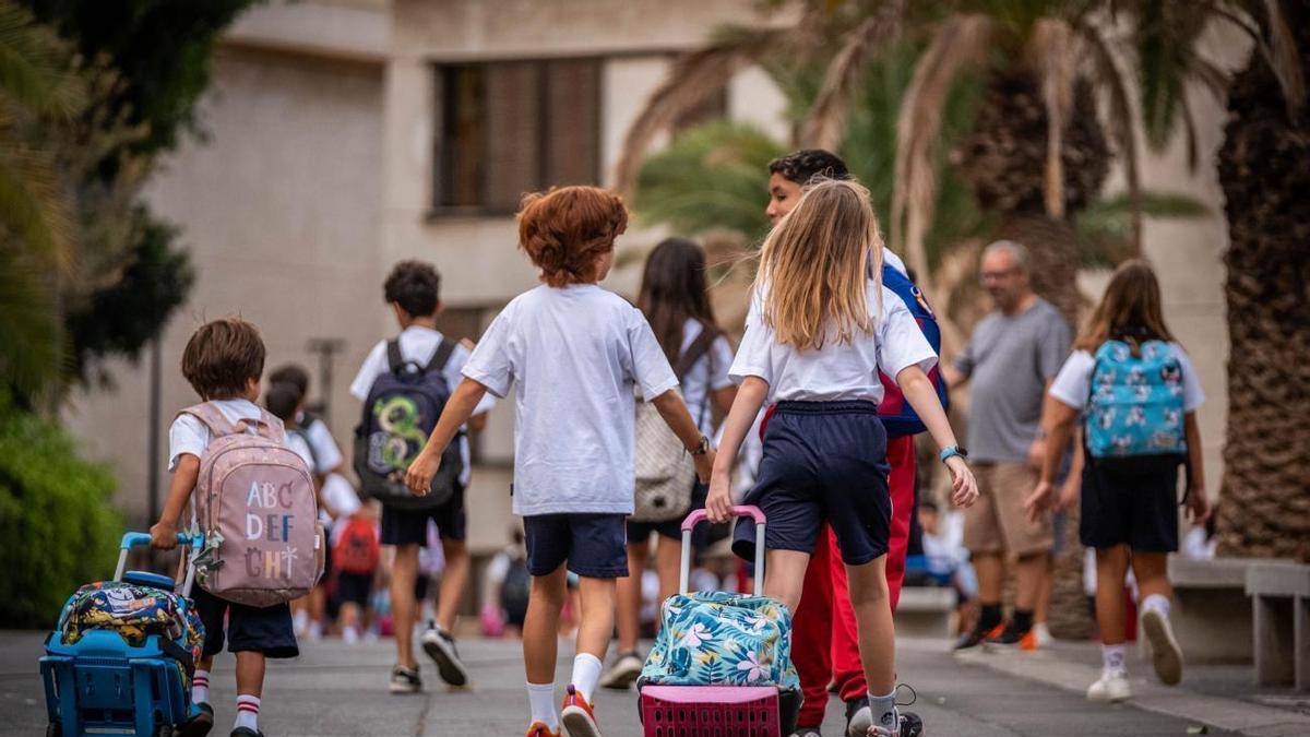 Foto: Fuerteventura y nueve municipios de Gran Canaria recuperan las clases presenciales